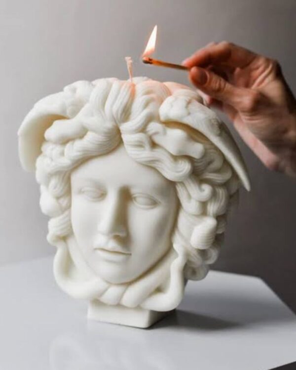Medusa head